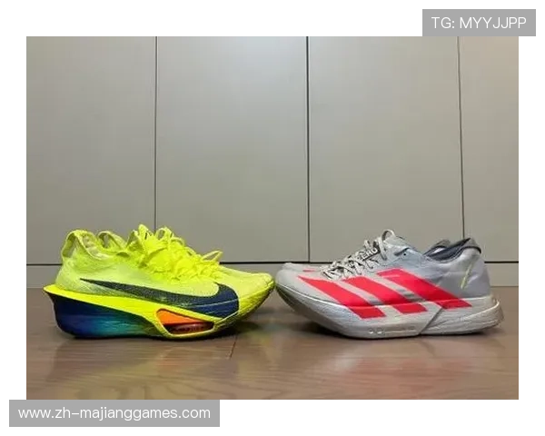 英超用球赞助权争夺战：耐克与阿迪达斯激烈角逐背后的商业博弈