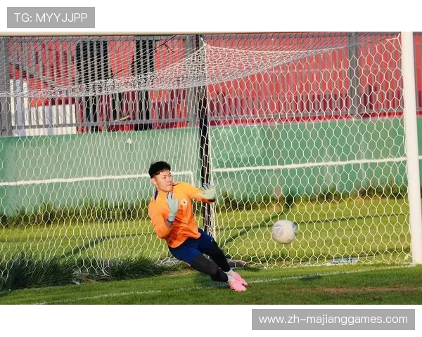 球员赛前热身游戏曝光，心理调节成备战环节